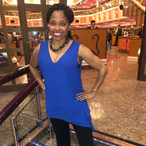 Meet your Posher, Isaka - Picture 1 of 1